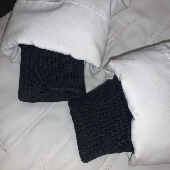 Canada Goose Trillium Parka - Picture 5 of 11